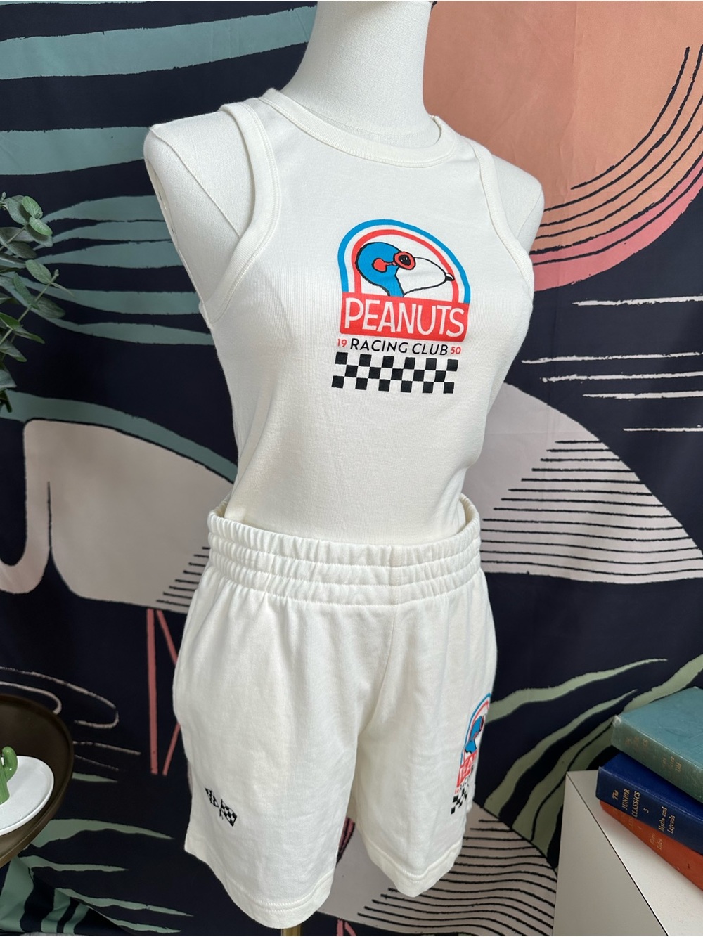 NWOT Peanuts Cream Colored Racing Club Tank & Shorts Set size Small